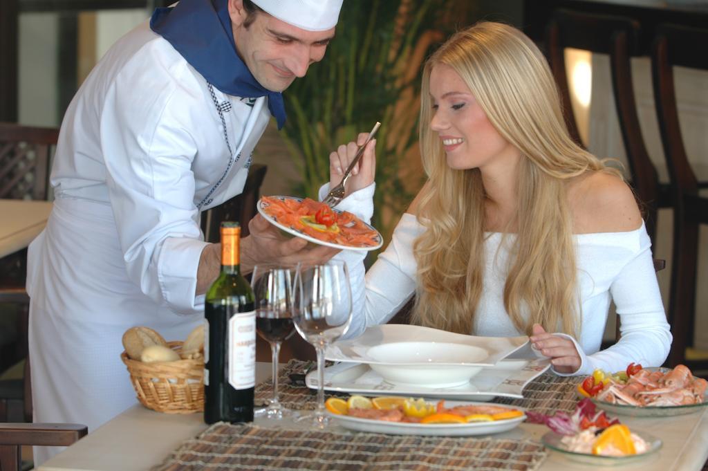 Albayt Resort & Spa Estepona Bagian luar foto