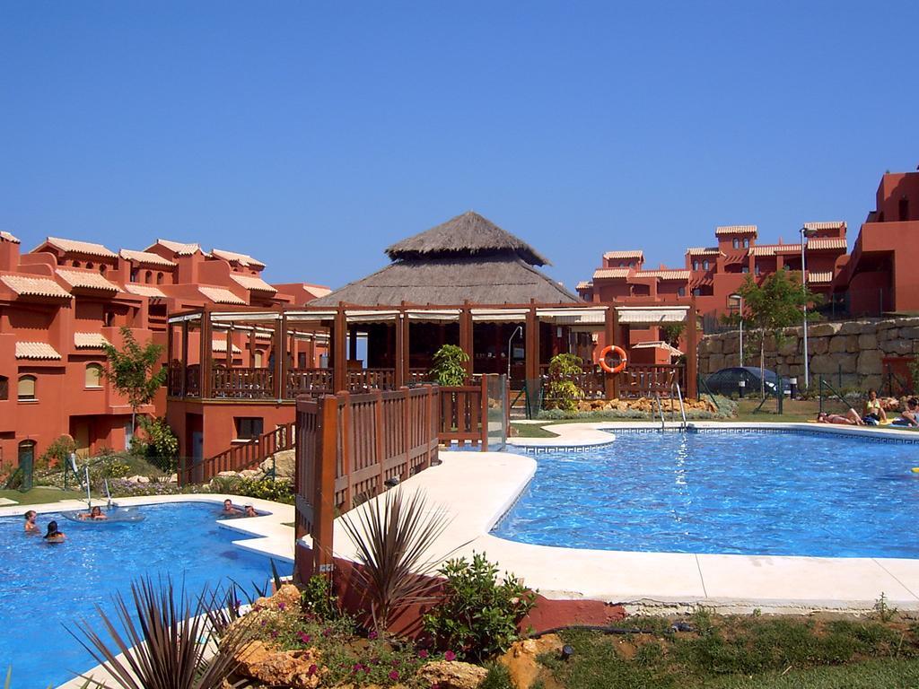 Albayt Resort & Spa Estepona Bagian luar foto